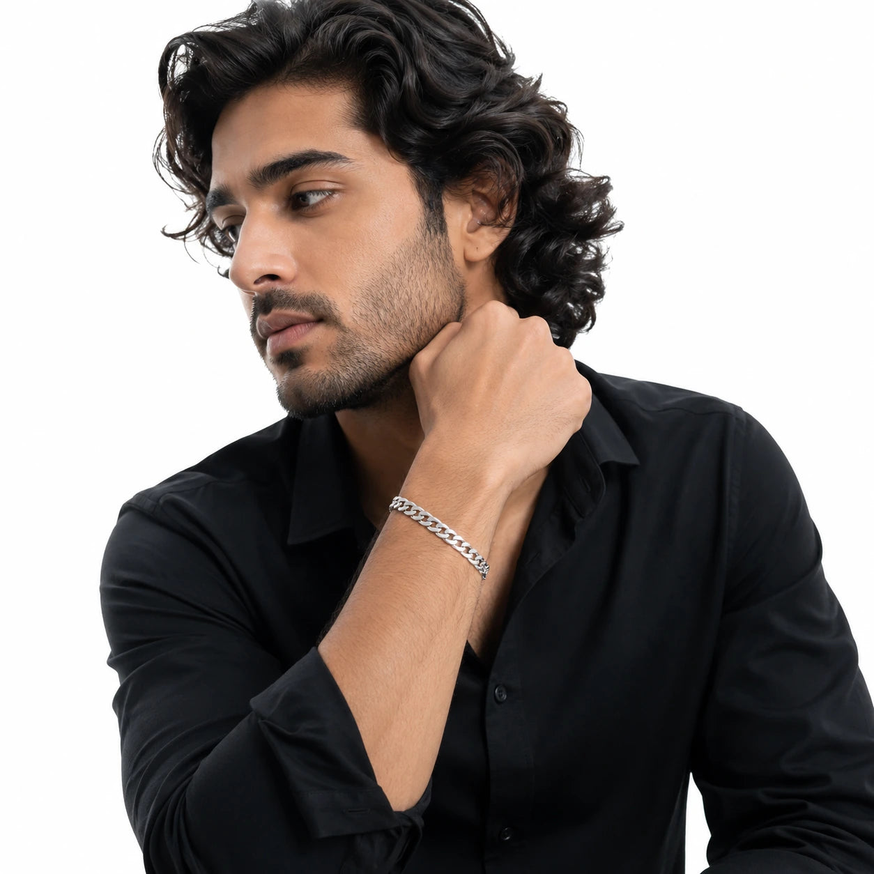 Man wearing Le Figaro Curb Bracelet 925 Italian Sterling Silver - Fine Silver KSA