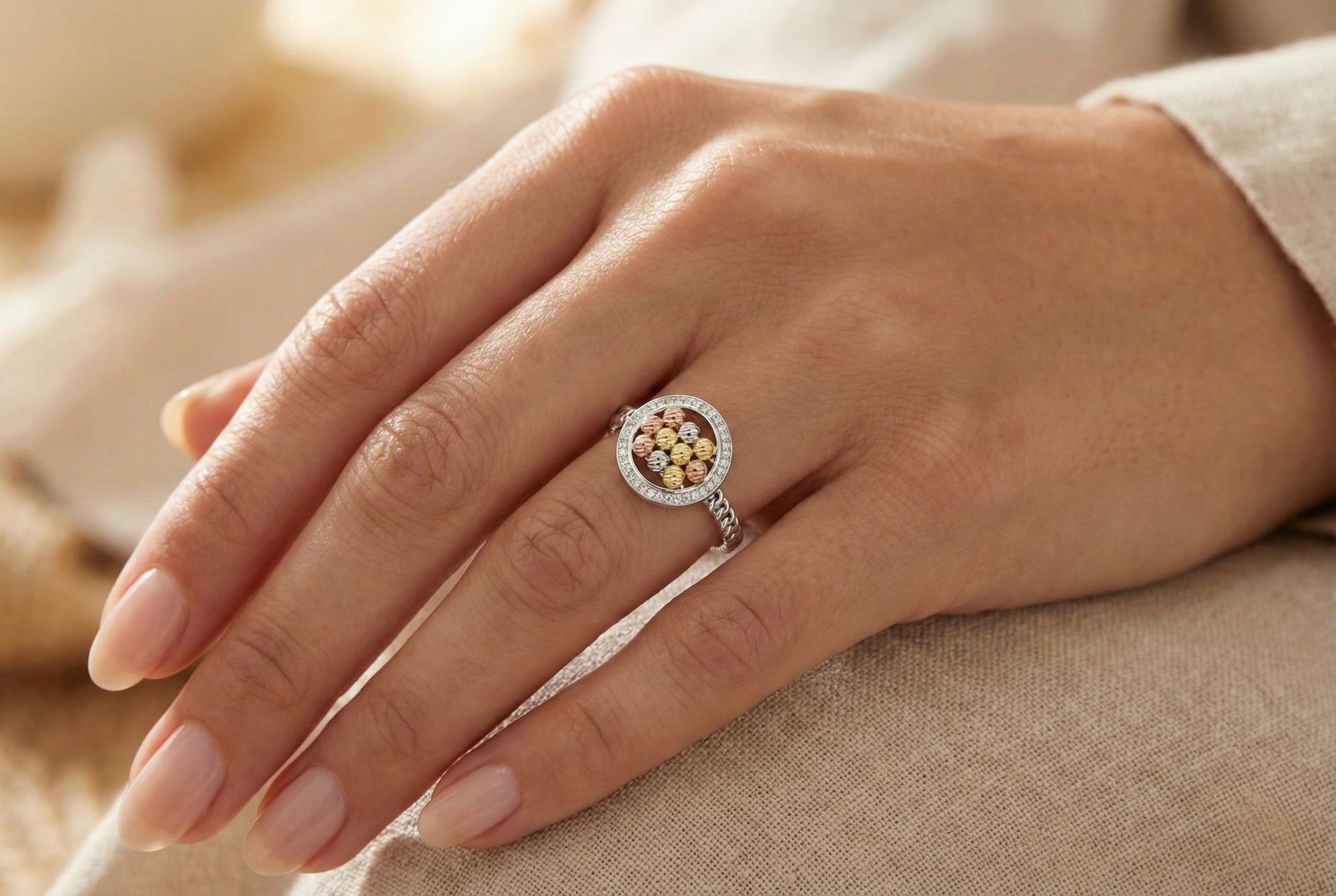 925 Italian Silver Circular Motion Ring with Tri-Tone Beads - Size 8